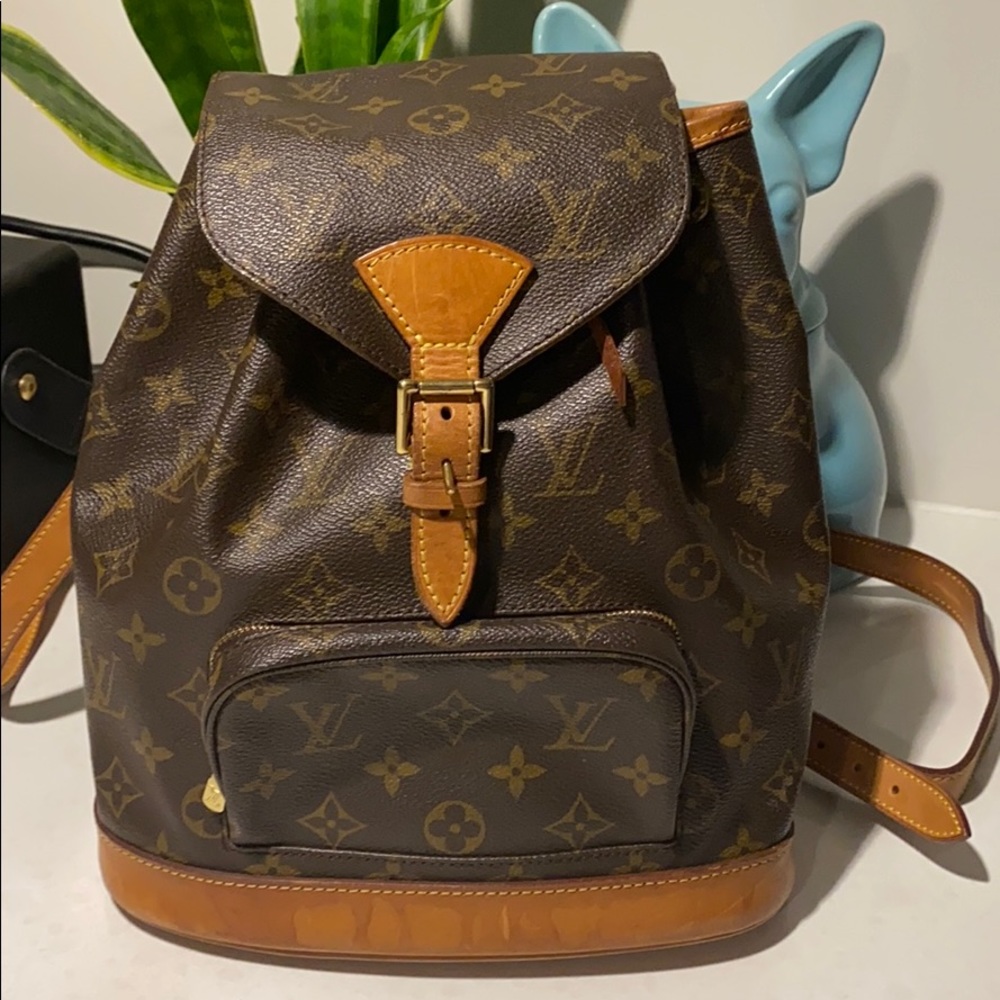 LOUIS VUITTON Monogram Montsouris MM Backpack
